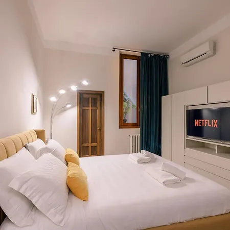 Accademia Luxury Art Apartman